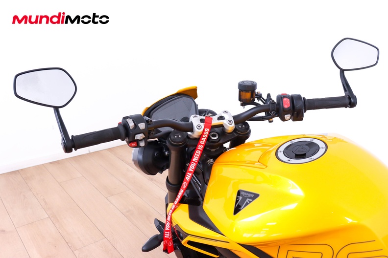 Motorbike image 10