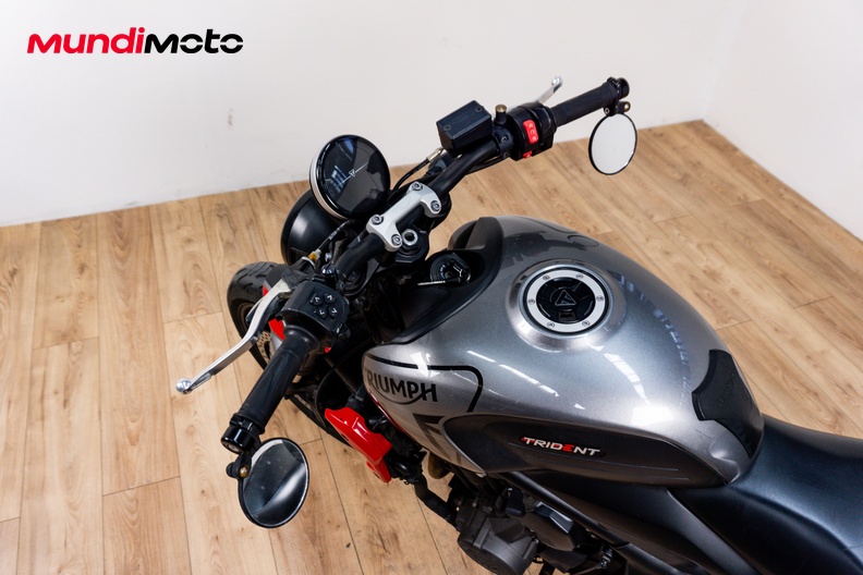Motorbike image 10