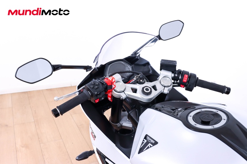 Motorbike image 10