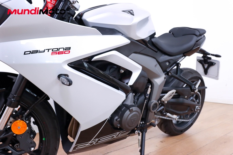 Motorbike image 8