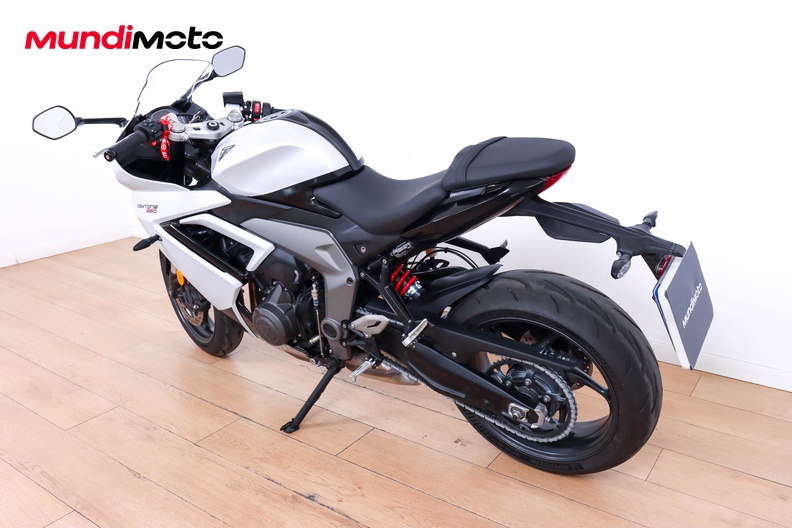 Motorbike image 6