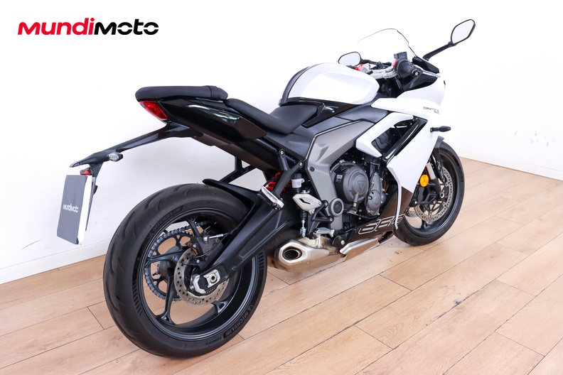 Motorbike image 2