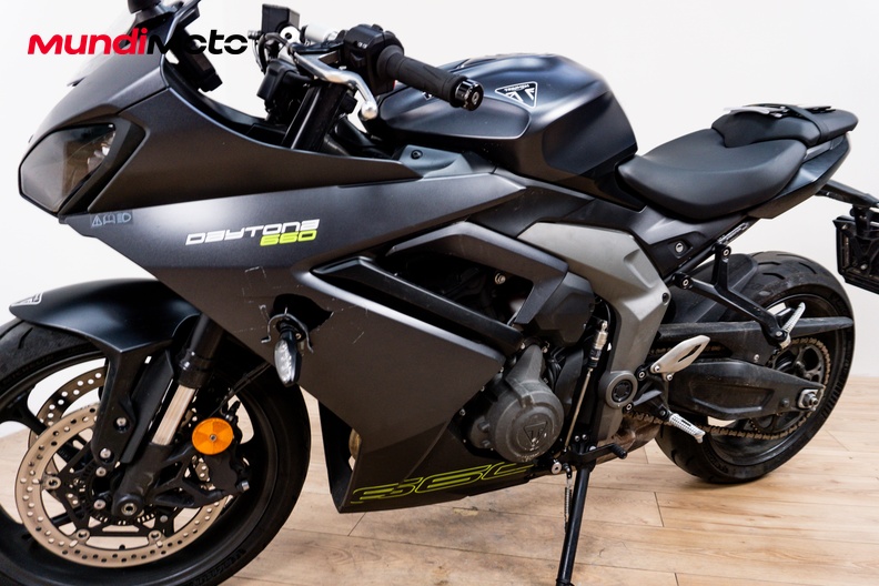 Motorbike image 9