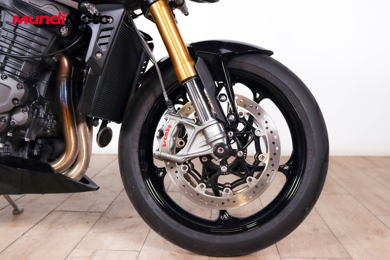 Motorbike image 13