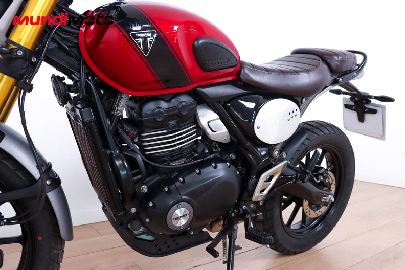 Motorbike image 8