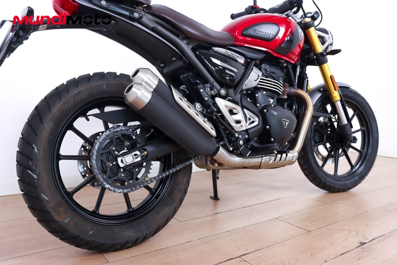 Motorbike image 3