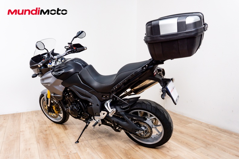 Motorbike image 7