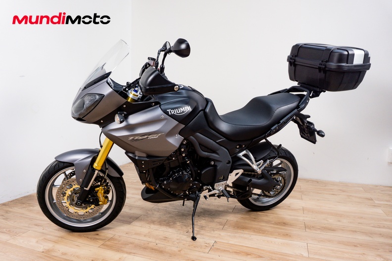 Motorbike image 6