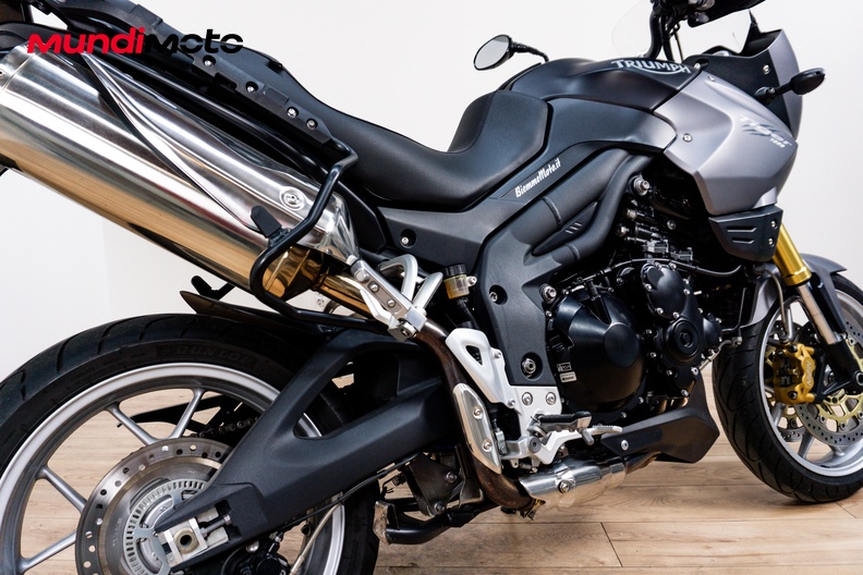 Motorbike image 3