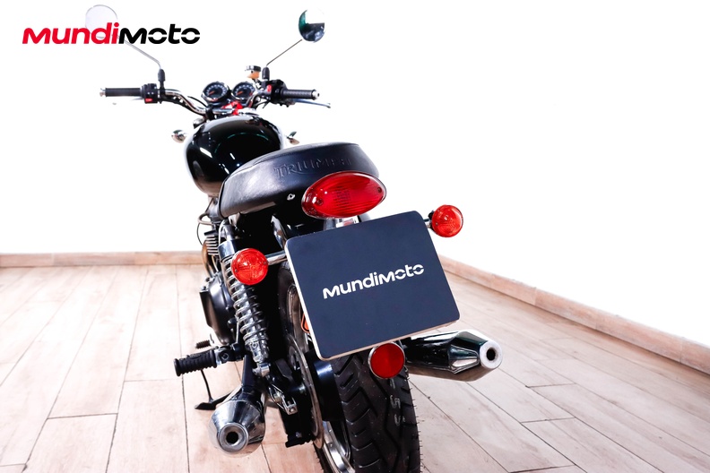Motorbike image 9