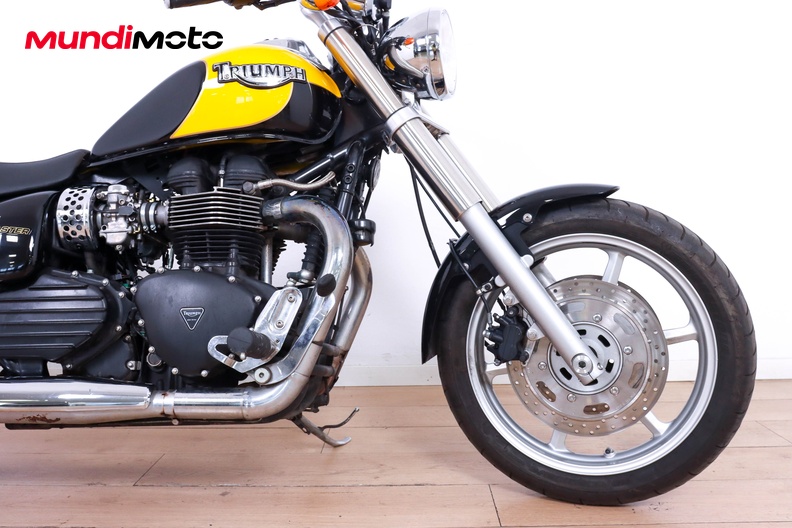 Motorbike image 12