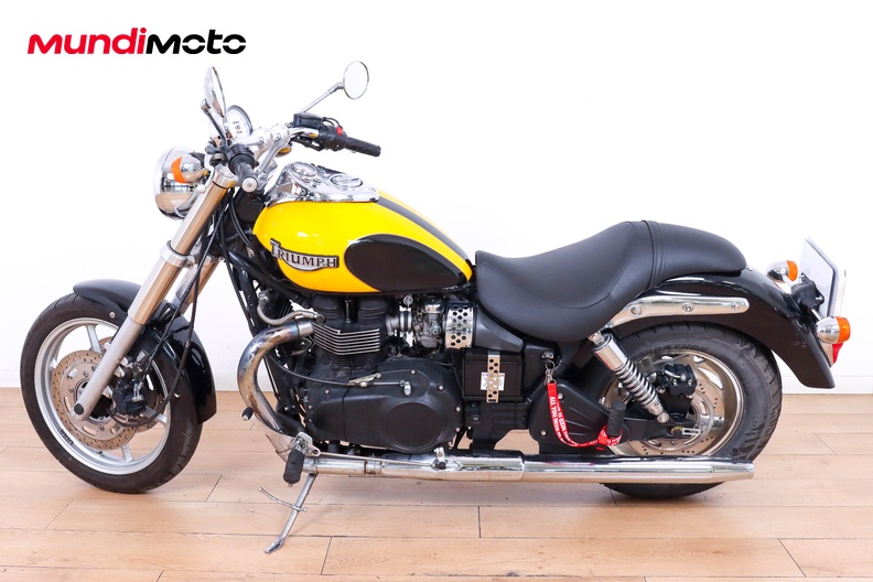 Motorbike image 5