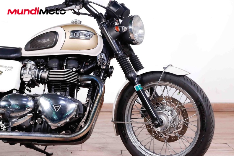 Motorbike image 12