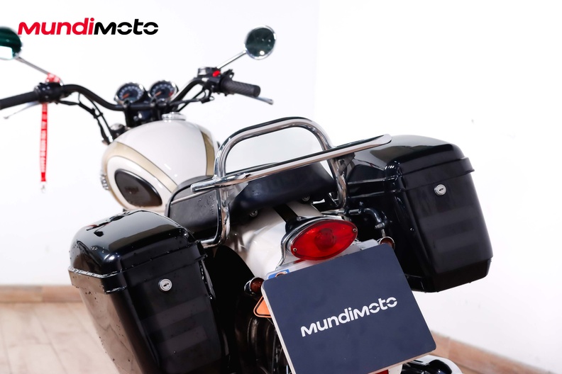 Motorbike image 9