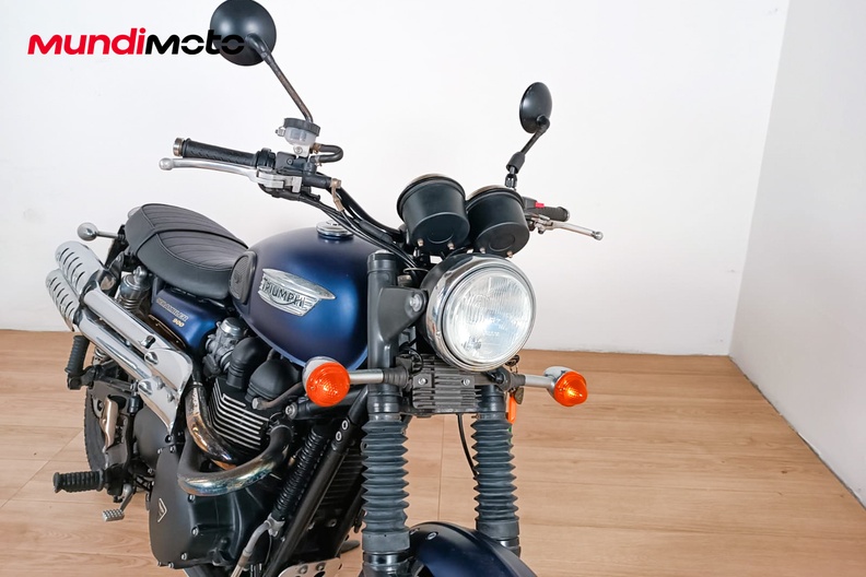 Motorbike image 4