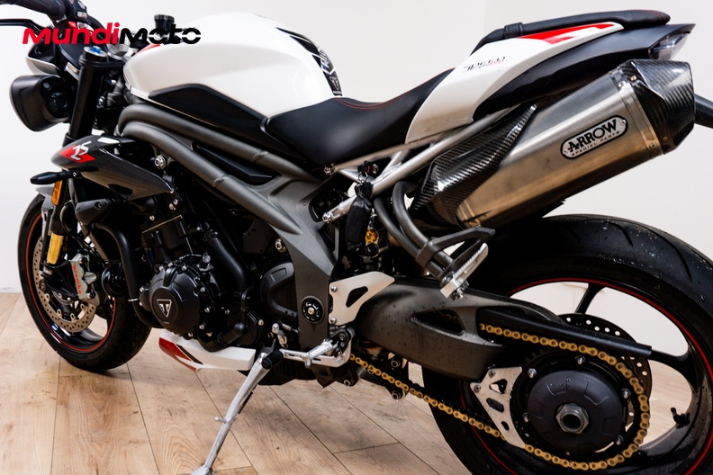 Motorbike image 8