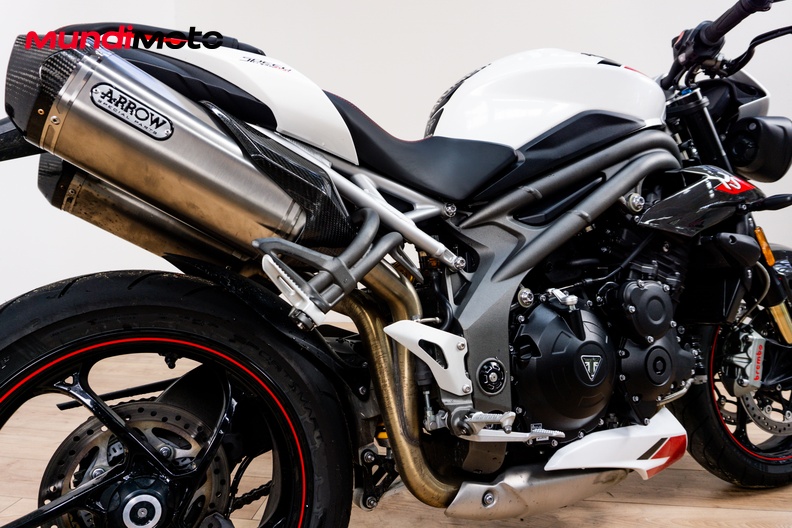 Motorbike image 3