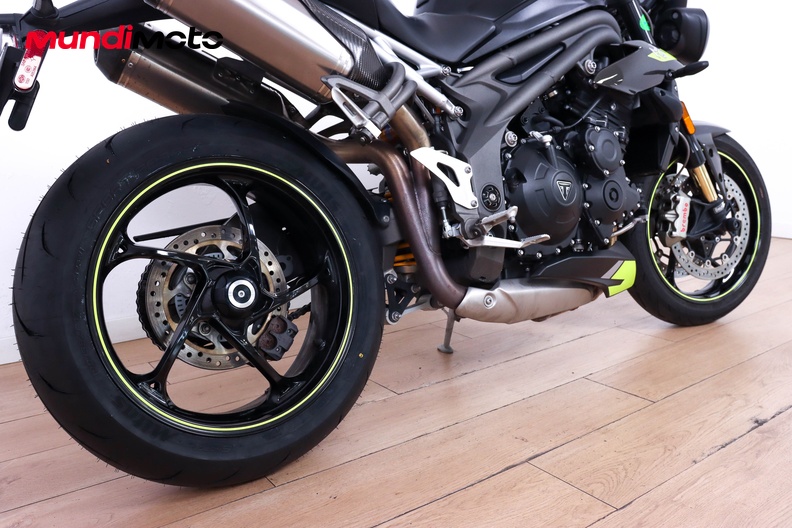 Motorbike image 3
