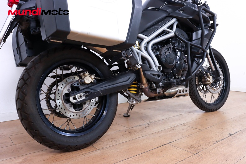Motorbike image 3