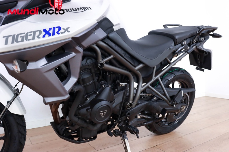 Motorbike image 8