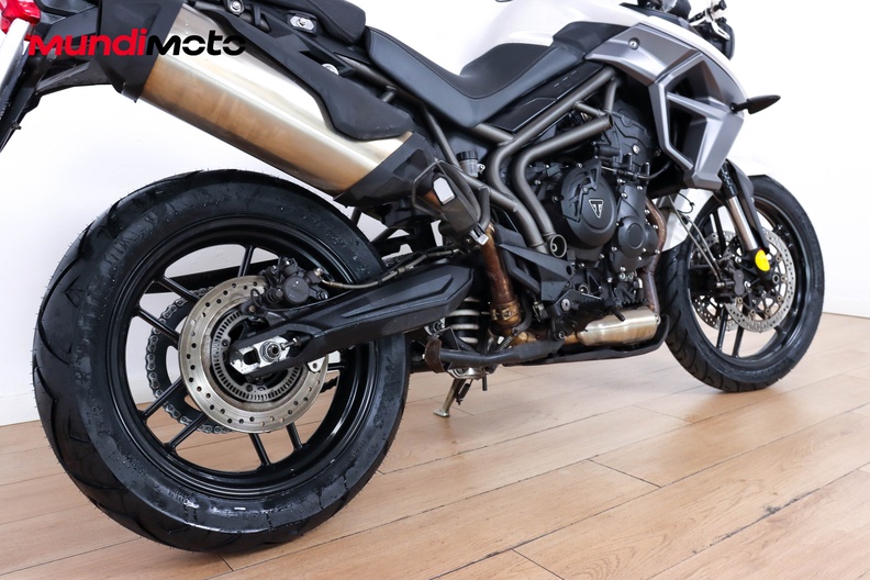 Motorbike image 3