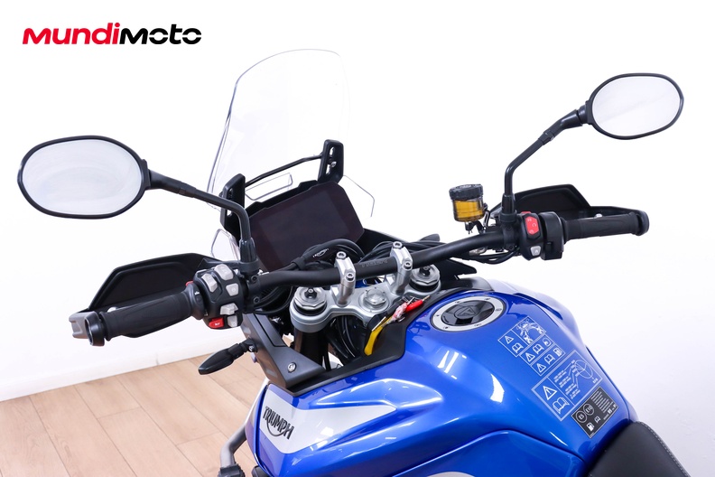 Motorbike image 10