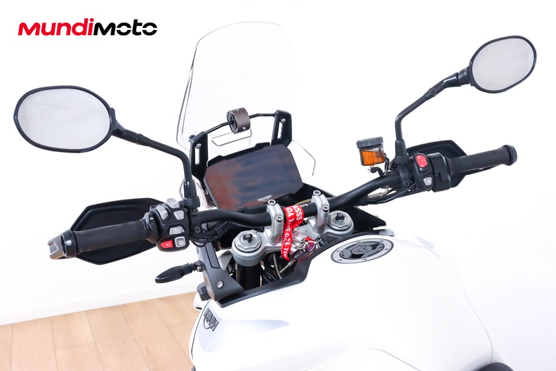 Motorbike image 10