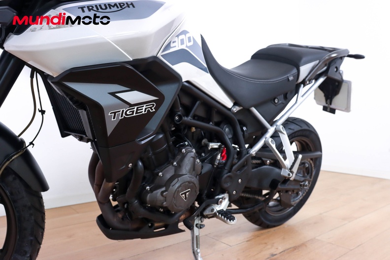Motorbike image 8