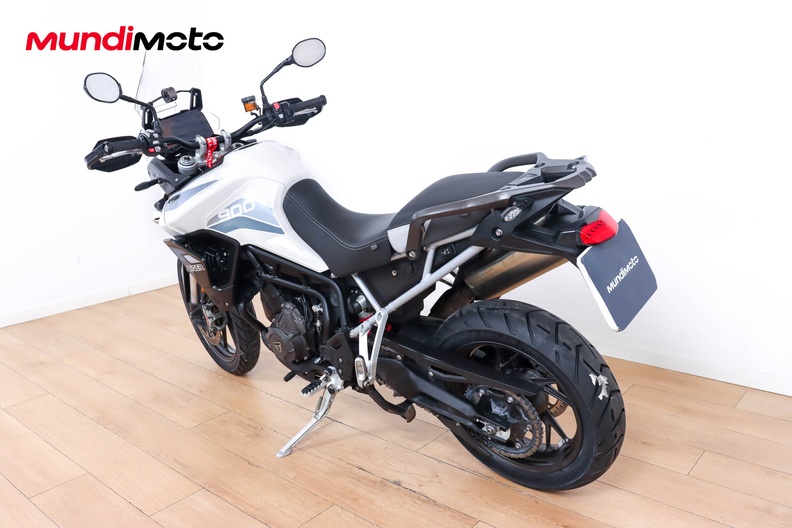 Motorbike image 6