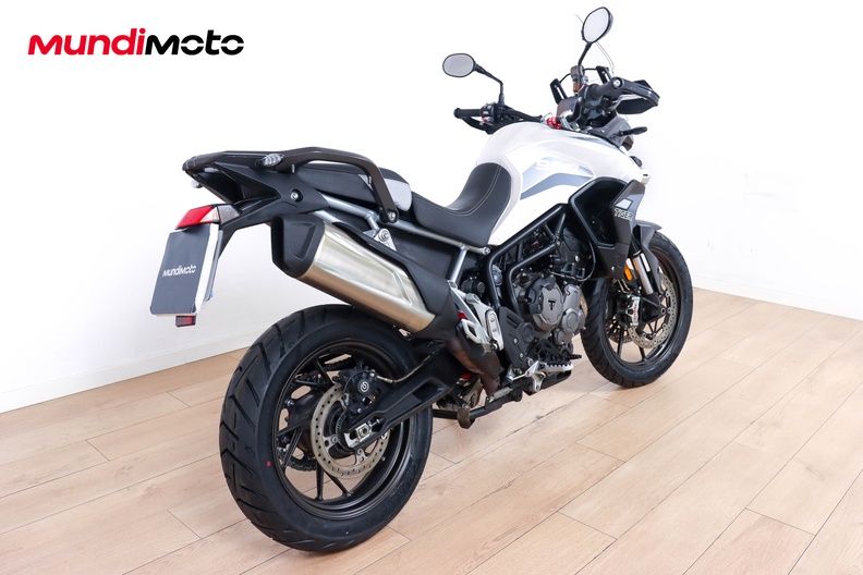 Motorbike image 2