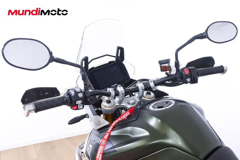 Motorbike image 10