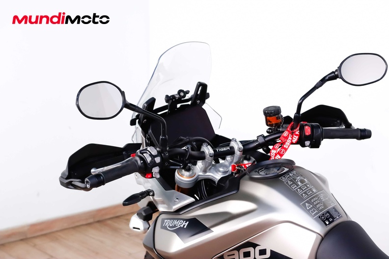 Motorbike image 10