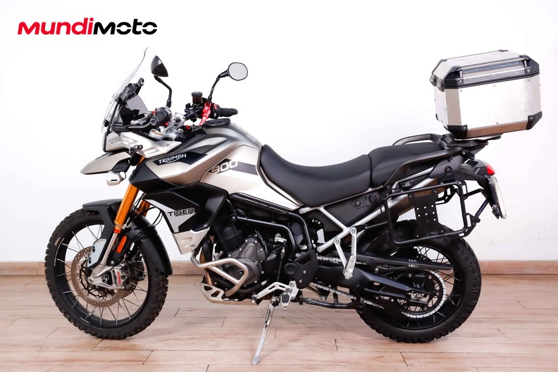 Motorbike image 5