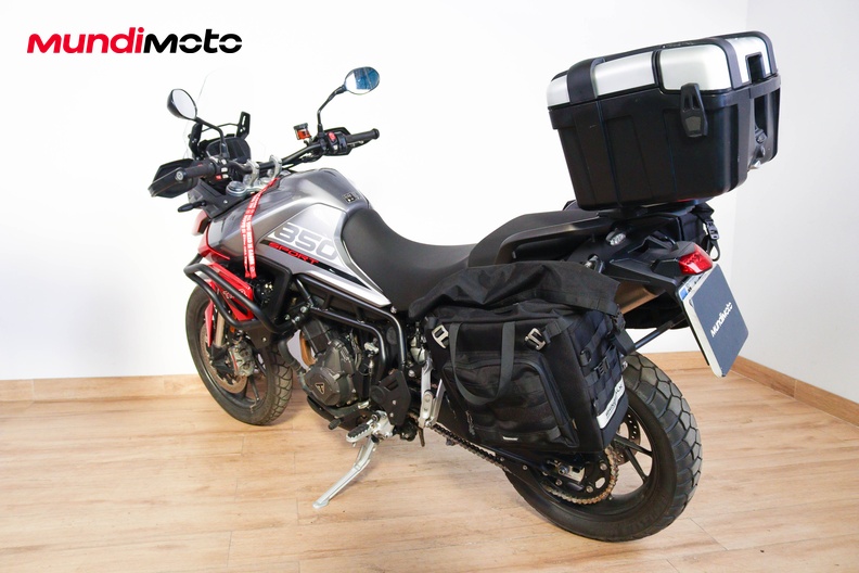 Motorbike image 7