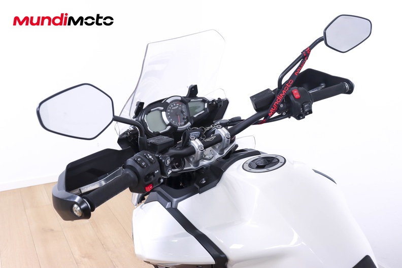 Motorbike image 10