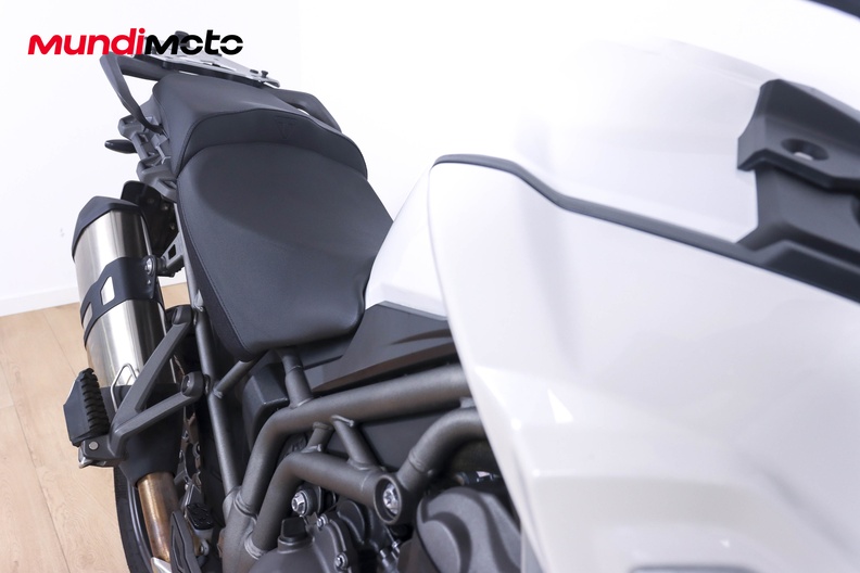 Motorbike image 12