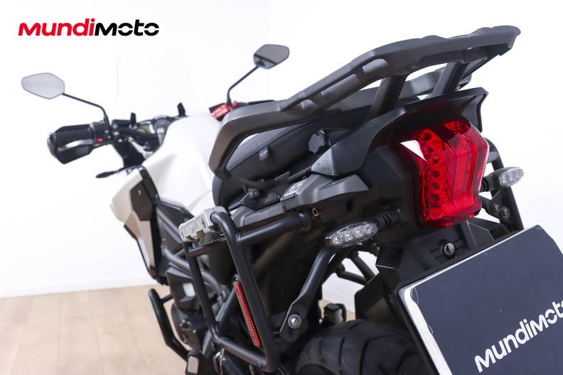 Motorbike image 9