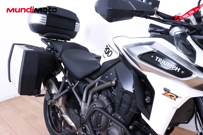 Motorbike image 12