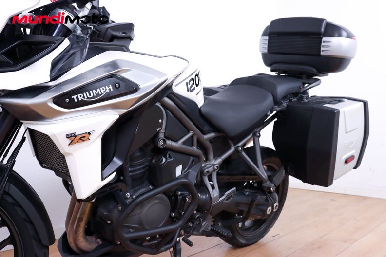 Motorbike image 8