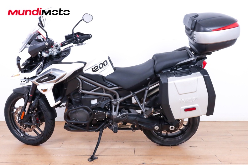 Motorbike image 5