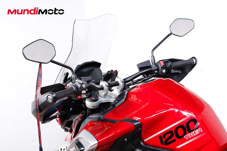 Motorbike image 10