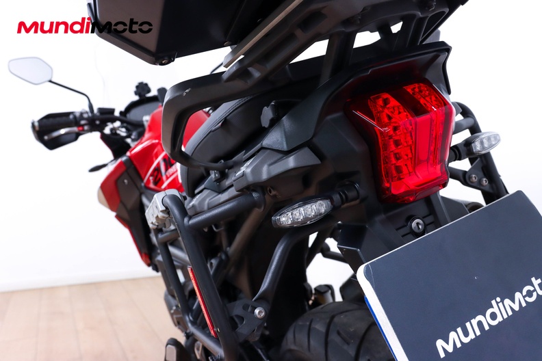 Motorbike image 9