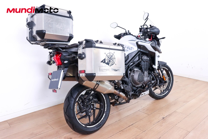 Motorbike image 2