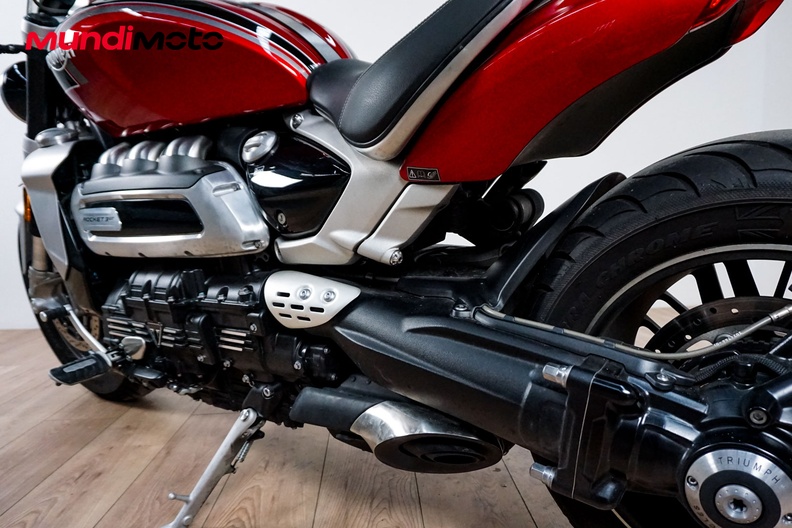 Motorbike image 8