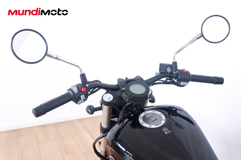 Motorbike image 10