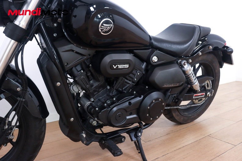 Motorbike image 8