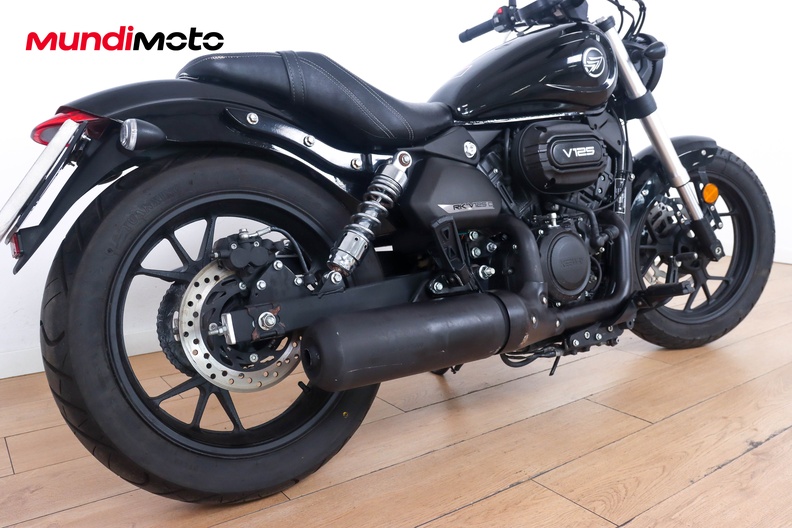 Motorbike image 3