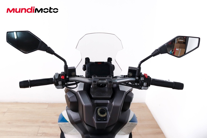 Motorbike image 10