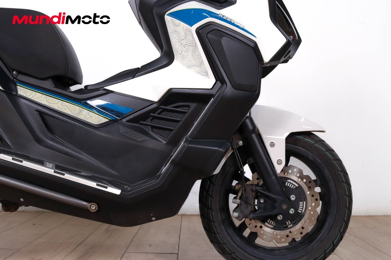 Motorbike image 13
