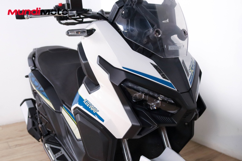 Motorbike image 4